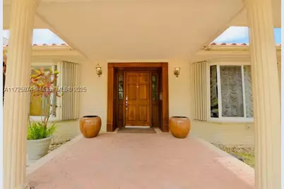 12 Isla Bahia, Fort Lauderdale, FL 33316 - Photo 3