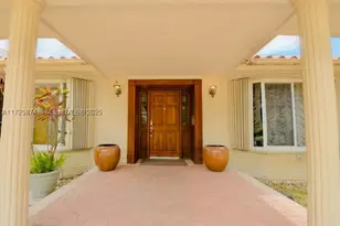 12 Isla Bahia, Fort Lauderdale, FL 33316 - Photo 3