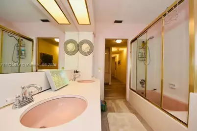 12 Isla Bahia, Fort Lauderdale, FL 33316 - Photo 27