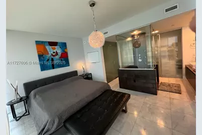 1040 Biscayne #1505, Miami, FL 33132 - Photo 5