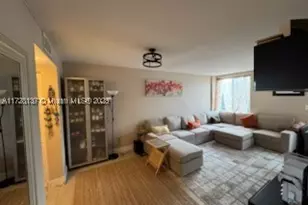 250 180th, Sunny Isles Beach, FL 33160 - Photo 5
