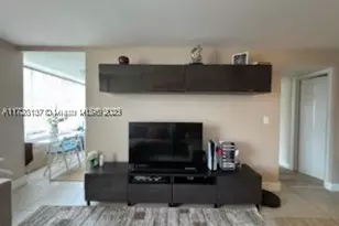 250 180th, Sunny Isles Beach, FL 33160 - Photo 7