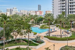 21205 Yacht Club, Aventura, FL 33180 - Photo 25
