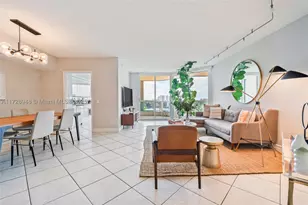 21205 Yacht Club, Aventura, FL 33180 - Photo 5