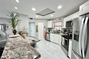 6655 W Broward, Plantation, FL 33317 - Photo 13