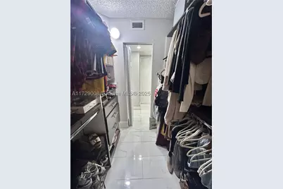 6655 W Broward #201, Plantation, FL 33317 - Photo 27