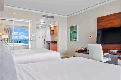 18001 Collins #916, Sunny Isles Beach, FL 33160 - Photo 9