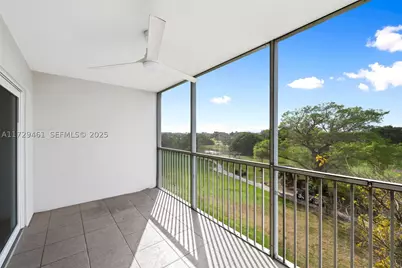 3050 N Palm Aire #501, Pompano Beach, FL 33069 - Photo 11