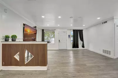 18600 NE 7th, North Miami Beach, FL 33179 - Photo 23