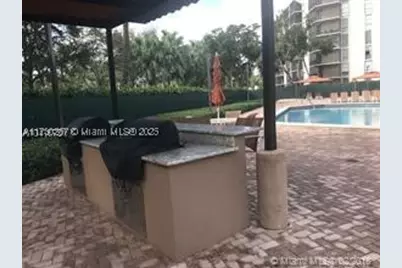 3101 N Country Club #306, Aventura, FL 33180 - Photo 3