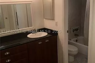 3101 N Country Club, Aventura, FL 33180 - Photo 25