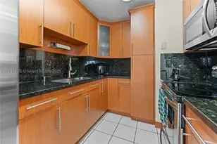 605 NW 72nd, Miami, FL 33126 - Photo 17