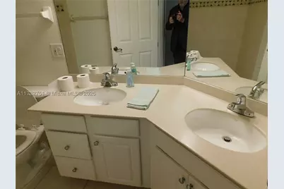 617 SE 7, Cape Coral, FL 33990 - Photo 21