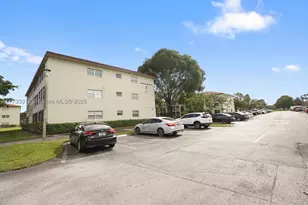 151 SW 135th, Pembroke Pines, FL 33027 - Photo 25
