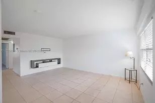 151 SW 135th, Pembroke Pines, FL 33027 - Photo 9