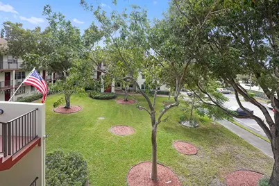 151 SW 135th #302T, Pembroke Pines, FL 33027 - Photo 35