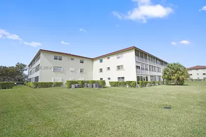 151 SW 135th #302T, Pembroke Pines, FL 33027 - Photo 23