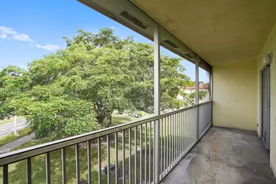 151 SW 135th #302T, Pembroke Pines, FL 33027 - Photo 7