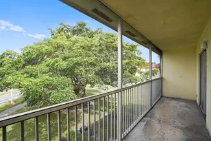 151 SW 135th, Pembroke Pines, FL 33027 - Photo 7