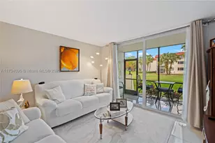 711 S Hollybrook, Pembroke Pines, FL 33025 - Photo 11