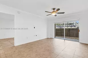 10900 SW 104th, Miami, FL 33176 - Photo 25