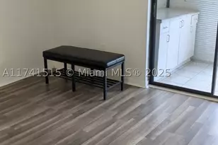 917 NE 199th, Miami, FL 33179 - Photo 9