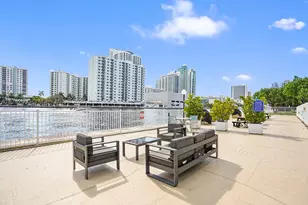 800 Parkview, Hallandale, FL 33009 - Photo 45