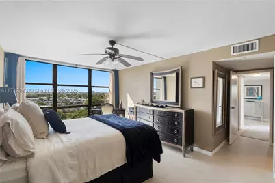 800 Parkview #909, Hallandale, FL 33009 - Photo 25