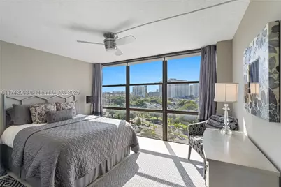 800 Parkview #909, Hallandale, FL 33009 - Photo 19