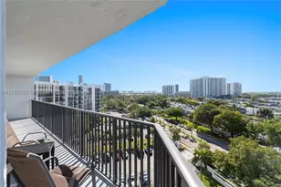 800 Parkview, Hallandale, FL 33009 - Photo 31