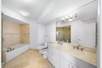 6365 Collins #3801, Miami Beach, FL 33141 - Photo 17