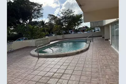 1225 NE 124th #33A, North Miami, FL 33161 - Photo 11