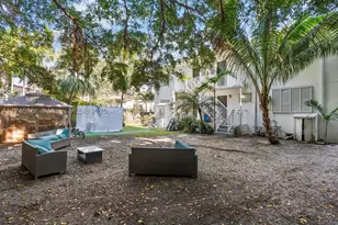 9950 E Bay Harbor, Bay Harbor Islands, FL 33154 - Photo 7