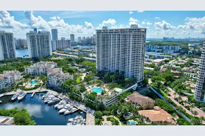 2000 Island #410, Aventura, FL 33160 - Photo 29