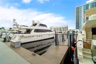 17111 Biscayne, North Miami Beach, FL 33160 - Photo 39