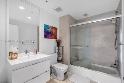 17111 Biscayne #2001, North Miami Beach, FL 33160 - Photo 27