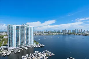 17111 Biscayne, North Miami Beach, FL 33160 - Photo 3