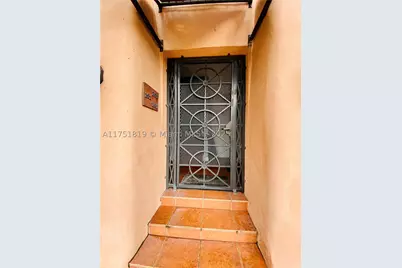 200 Azure, Miami Springs, FL 33166 - Photo 9