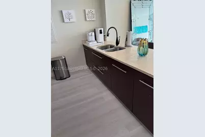 465 Brickell #2405, Miami, FL 33131 - Photo 11