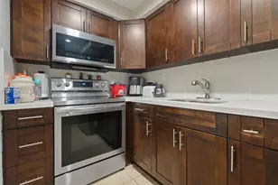 4801 NW 7th, Miami, FL 33126 - Photo 11