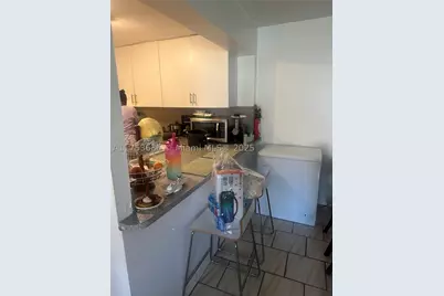 5851 Washington #84, Hollywood, FL 33121 - Photo 11