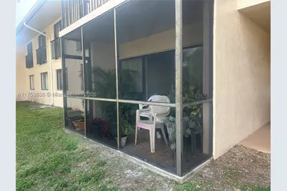 5851 Washington #84, Hollywood, FL 33121 - Photo 5