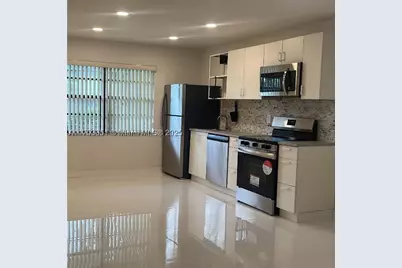 2307 Taylor #205, Hollywood, FL 33020 - Photo 3