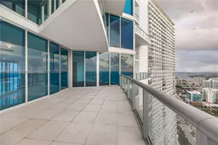 17001 Collins, Sunny Isles Beach, FL 33160 - Photo 19