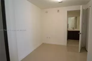 488 NE 18, Miami, FL 33132 - Photo 13