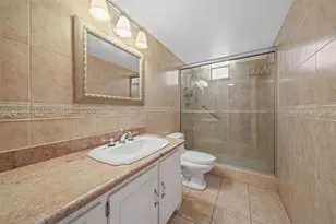 2500 Parkview, Hallandale, FL 33009 - Photo 11