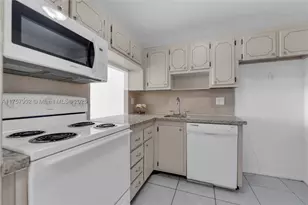 1817 S Ocean, Hallandale, FL 33009 - Photo 3