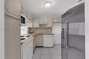 1817 S Ocean, Hallandale, FL 33009 - Photo 5