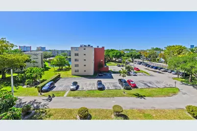 1770 NE 191st #508-1, Miami, FL 33179 - Photo 5