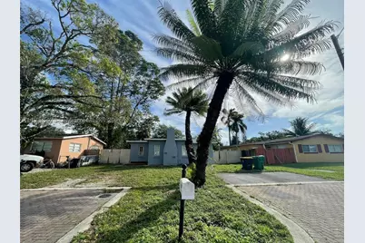 4896 SW 28th, Dania Beach, FL 33312 - Photo 1